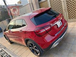 مرسيدس بنز GLA